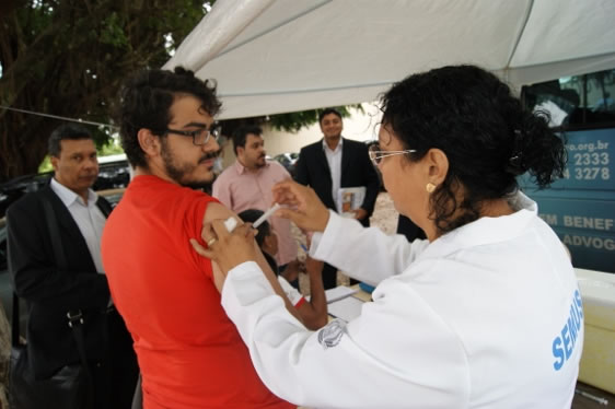 Campanha de Vacinação CAARO contra H1N1