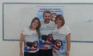 Advogada Ana Valeska Duarte (e) com o vice-presidente do Conanda, André Franzini