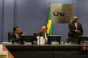 Andrey Cavalcante esteve presente a sessão para reforçar o apoio ao Manifesto pela Transição Segura do Processo em Papel pelo Eletrônico