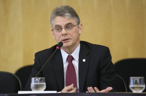 Conselheiro Federal por RO Elton Fülber é corregedor nacional adjunto (Foto: Eugenio Novaes)