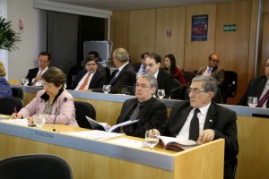 Maria Luiza de Almeida,  Osman de Sá e Reginaldo Joca durante sessão no CFOAB 