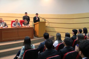 Andrey Cavalcante conduziu a solenidade que credenciou 30 novos advogados e 06 estagiários, 