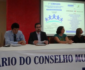 Representando o presidente da OAB/RO, no evento, o vice-presidente da Comissão de Defesa de Direitos Humanos da OAB/RO, Gustavo Dandolini.