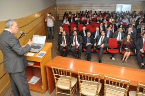 Jorge Hélio fez explanação sobre o “Princípio da Isonomia Material como Corolário do Acesso à Justiça”.