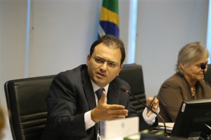 Marcus Vinicius: "A suspensão dos prazos processuais permitirá o merecido descanso"