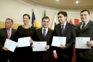 A Diretoria da OAB/RO deseja a todos os advogados um ano novo repleto de paz, união e realizações pessoais e profissionais
