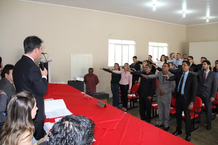 Entrega de credenciais em Rolim de Moura