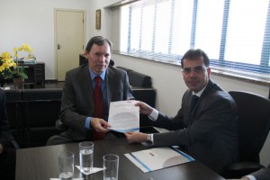 Andrey Cavalcante, presidente da OAB/RO,  e desembargador Francisco Cruz, presidente do TRT14