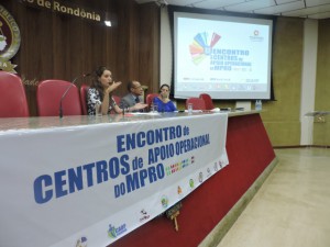 Ana Valeska Duarte esteve presente ao evento representando a OAB/RO 
