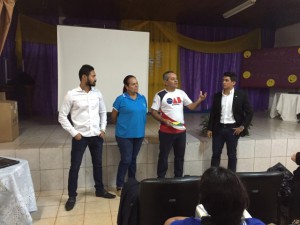 Projeto atendeu neste sábado (22), alunos e professores da Escola Estadual São Luiz