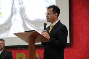 “O aprimoramento profissional e também acadêmicos é um dos principais objetivos desta gestão", disse Andrey Cavalcante