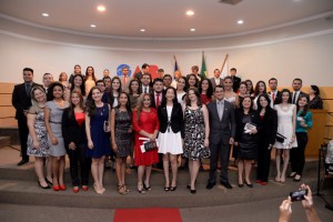 Após o juramento, os novos inscritos na Ordem receberam a credencial da OAB e estão habilitados a exercer a advocacia 