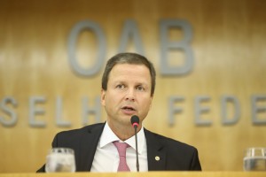 "A lei cearense estabeleceu valores desproporcionais e que comprometem o sagrado direito ao acesso à Justiça, necessário e fundamental para a manutenção do Estado Democrático de Direito”, apontou Lamachia (Foto: Eugênio Novaes)