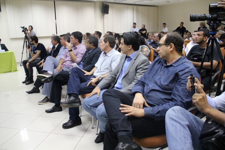 Diálogo com candidatos a prefeito de Porto Velho