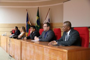 Palestra reuniu profissionais e estudantes no auditório da OAB
