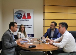 Diretoria da OAB/RO e ESA/RO em reunião com representantes da Editora Fórum. (Foto: Ascom OAB/RO)