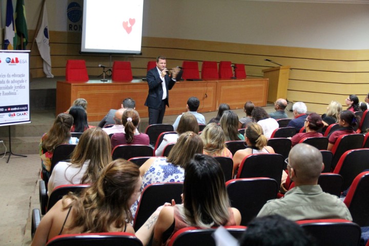 Palestra sobre Direito Sistêmico, na OAB/RO