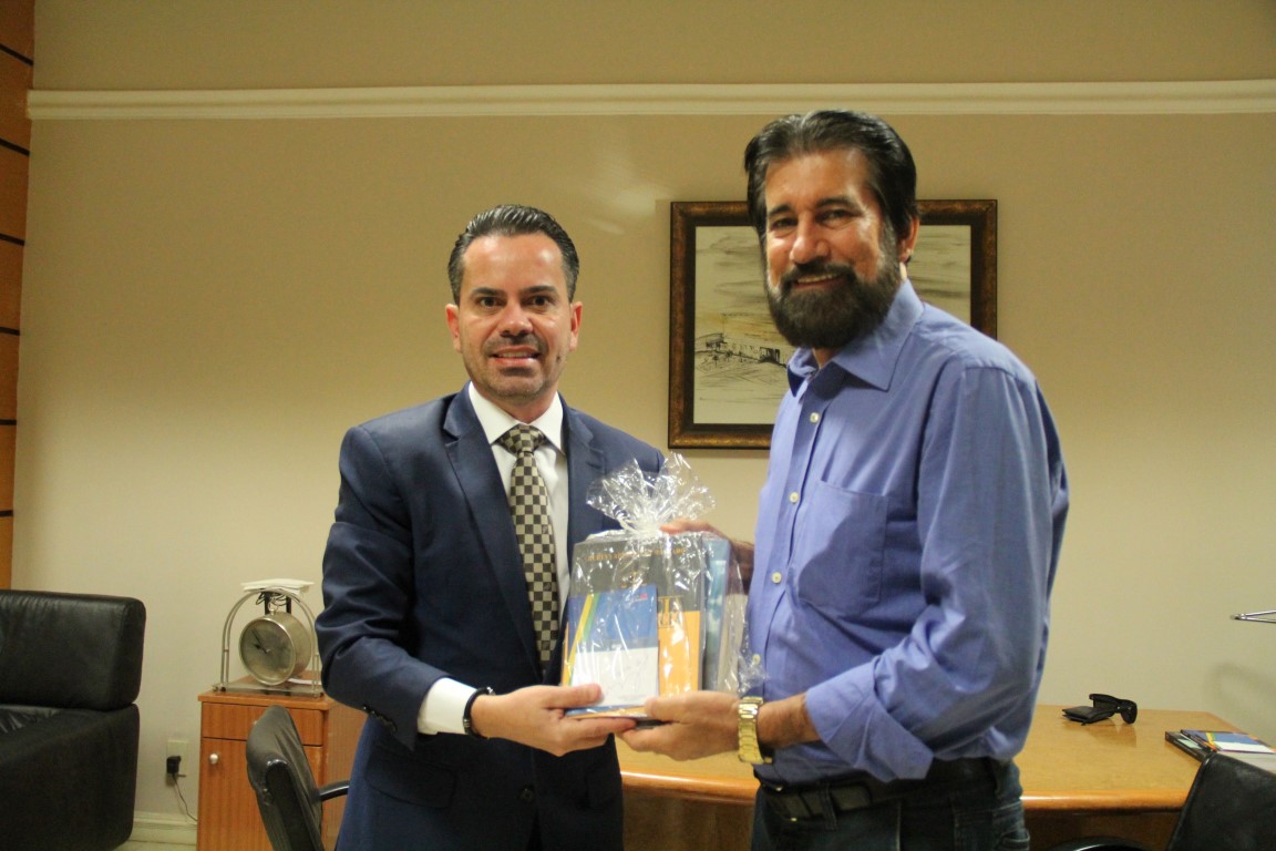 Senador Valdir Raupp realiza visita institucional à OAB/RO