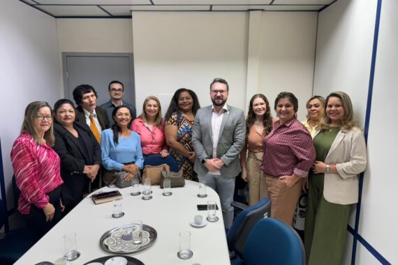 Comissão da OAB RO realiza visita institucional à Promotoria de Defesa dos Direitos do Idoso do MPRO