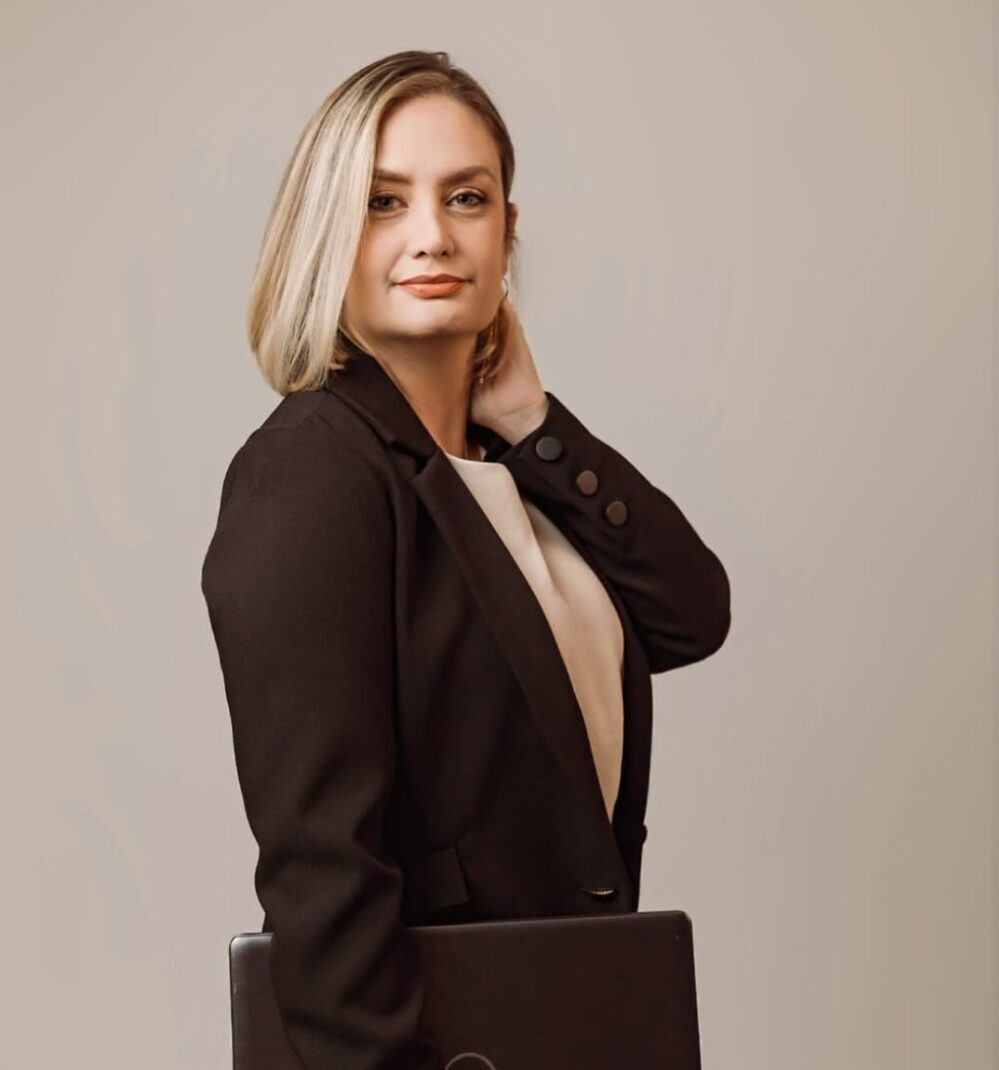 Caroline Carranza Fernandes Arnuti